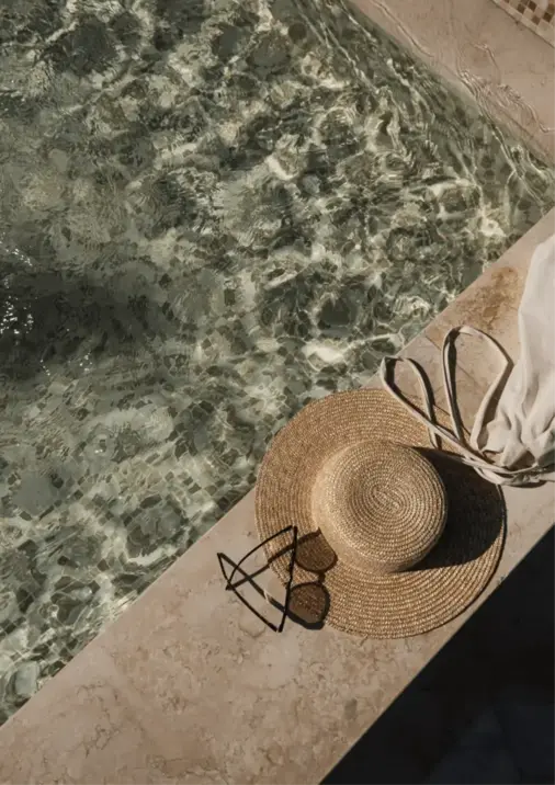 Luxury Travel Image 3